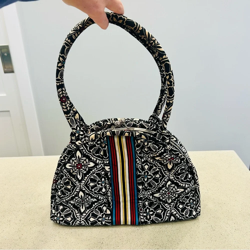 Vera Bradley~Quilted Shoulder‎ Bag Purse~Retired~Barcelona Pattern~VTG~Clasp